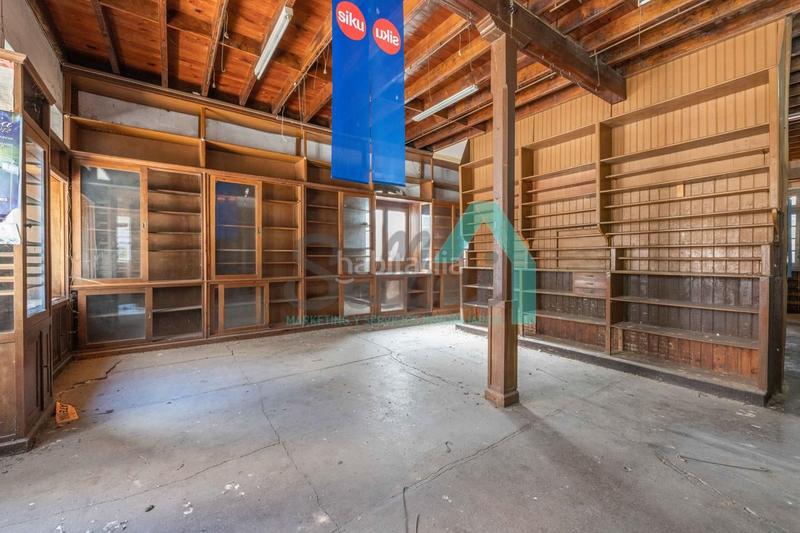 Foto c3048e8e-babc-4f50-aa5c-21d96270f503. Édifice dans Navia