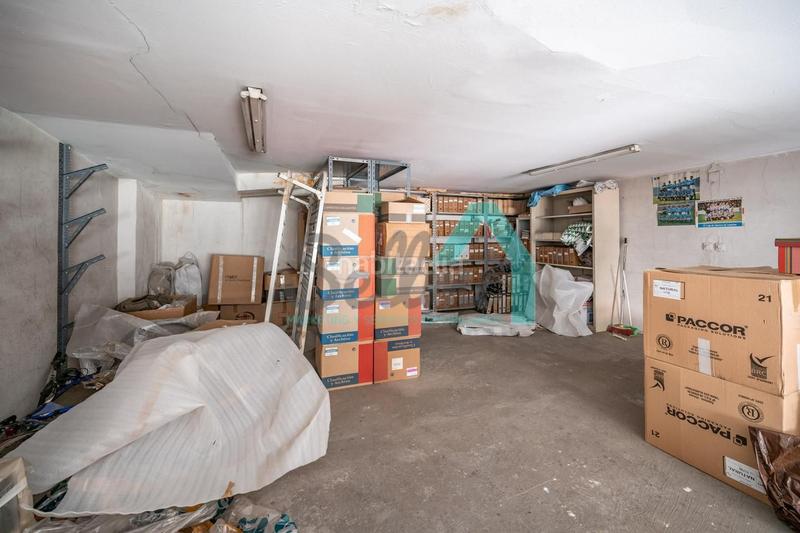 Foto 8e87fcec-c803-4b03-ae4a-ce5a2eb89f72. Local comercial a Santo Domingo - El Campillín Oviedo