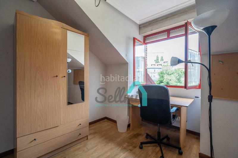Foto 60d70c49-c2b9-463e-a4d9-d39cf8238824. Location duplex avec chauffage dans El Postigo Oviedo