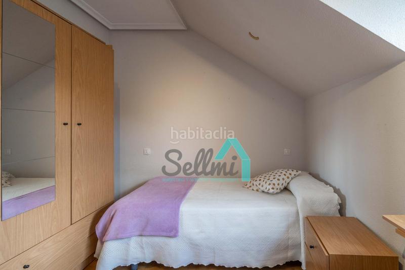 Foto 3eafe161-ce69-402b-977c-bcd6cba193fb. Rent duplex with heating in El Postigo Oviedo