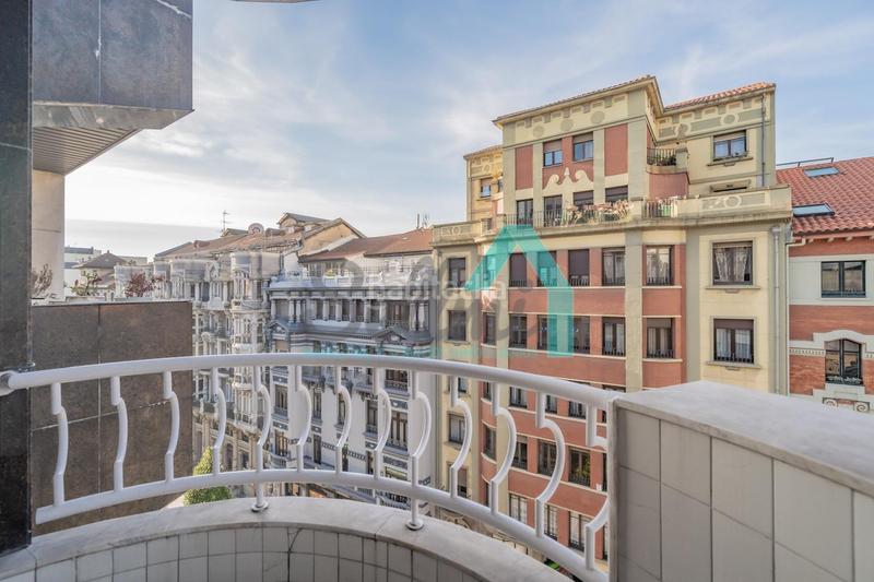 Foto 7b6144a3-1150-4aa2-86b6-f7e1d615d46c. Miete büro mit heizung in Salesas - Foncalada - Campoamor Oviedo