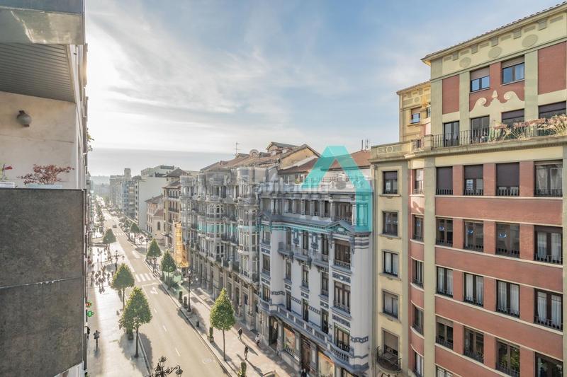 Foto 645c75d5-8def-4d66-b65b-a8029fa73a71. Lloguer oficina amb calefacció a Salesas - Foncalada - Campoamor Oviedo