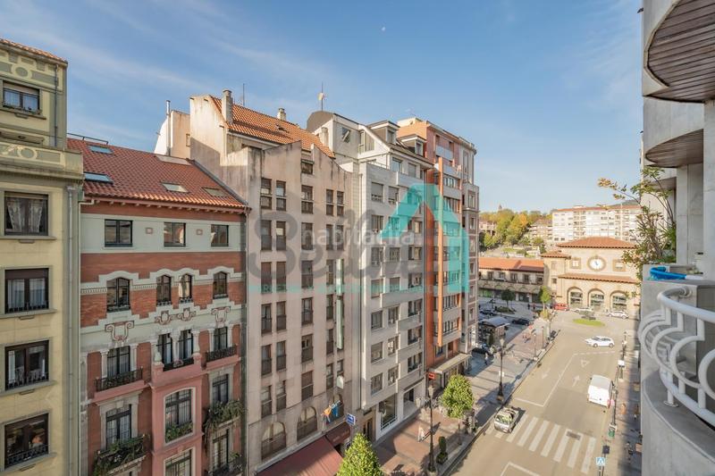 Foto 77d742cb-3095-46af-9bcb-e3913c5344c6. Lloguer oficina amb calefacció a Salesas - Foncalada - Campoamor Oviedo