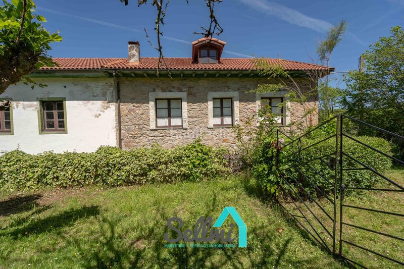 Foto db2ef2ee-2157-4539-8f3c-33f88b979d11. Casa amb aparcament a San Claudio - Trubia - Las Caldas Oviedo