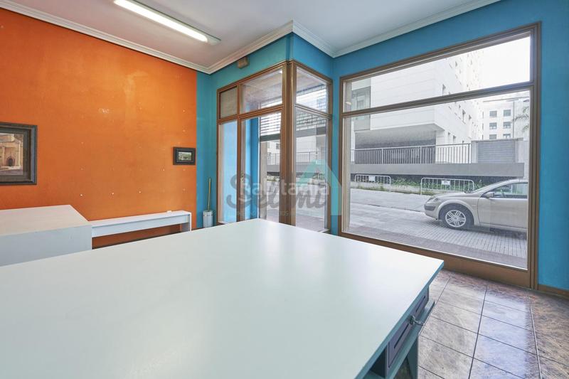 Foto 5a937ea5-ecd5-4ff6-9f6a-a506299df123. Local comercial en El Postigo Oviedo