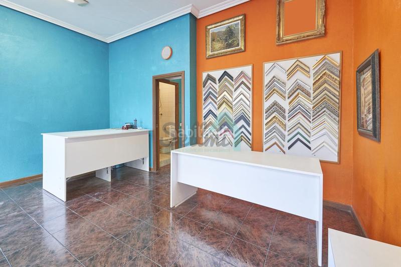 Foto b3c2caaa-86c3-4e93-9fb5-0aad087173b8. Local comercial en El Postigo Oviedo