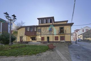 Casa  Calle suárez inclán. Palacete en venta en luanco (asturias, españa).

precio: 1.000