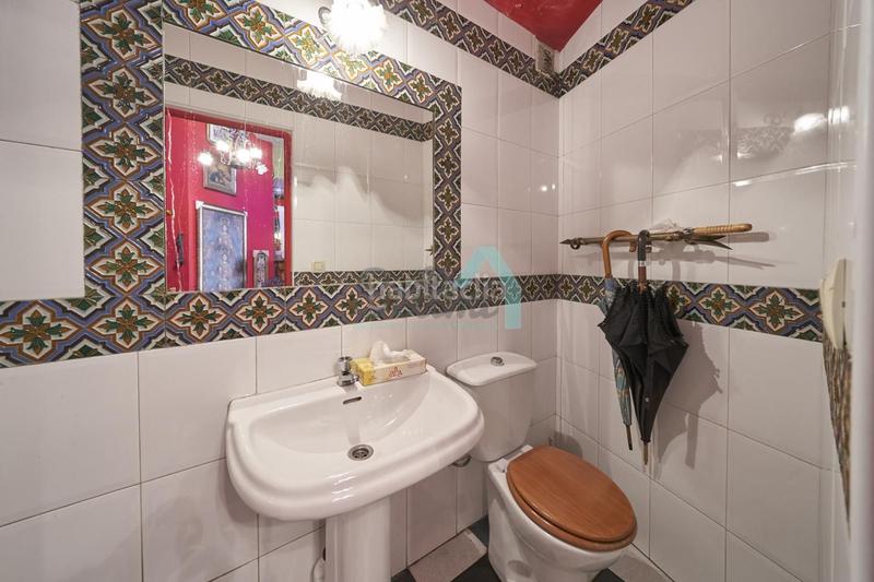 Foto a33e3405-d071-4b82-994a-0d3217a9bd1e. Locale commerciale con riscaldamento in Sama Langreo