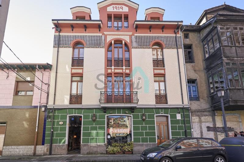 Foto afd3ac76-fd44-4fb6-a34b-4e5b359395fa. Locale commerciale con riscaldamento in Sama Langreo