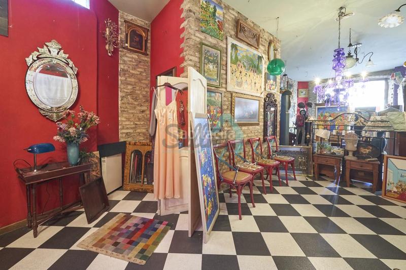 Foto c41baded-9b81-4c8d-ab4b-a0ed7b30f47a. Locale commerciale con riscaldamento in Sama Langreo