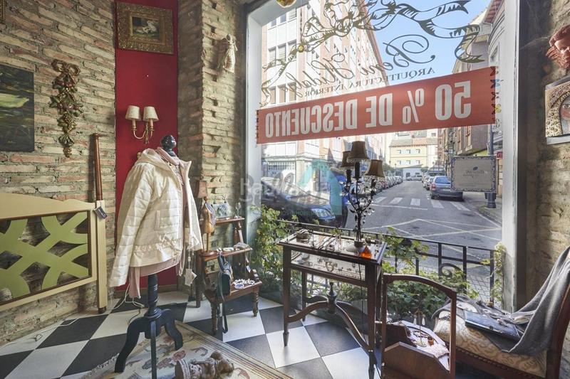 Foto d1847ac5-b9ee-4b8d-97ac-ecb66154f602. Locale commerciale con riscaldamento in Sama Langreo