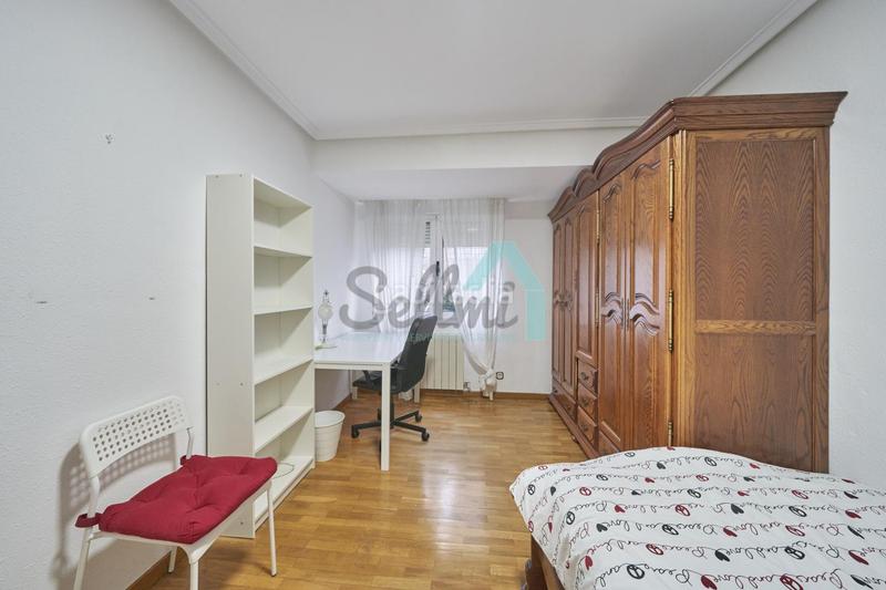 Foto 870853c1-9df8-4fab-8d0b-2319fad98837. Location appartement avec chauffage dans Santo Domingo - El Campillín Oviedo