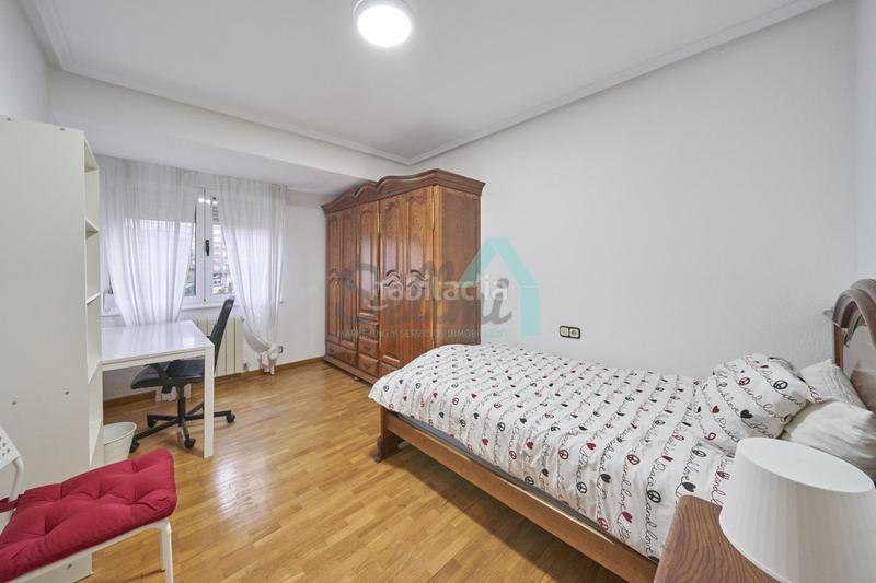 Foto 89f344cc-ea81-433f-bb38-7509505c5798. Location appartement avec chauffage dans Santo Domingo - El Campillín Oviedo