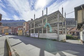 Edifici  Barrio parte alta