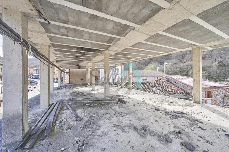 Foto 5c39a08c-9bd0-4b1c-ba29-4f475d66e41f. Edifici a Aller