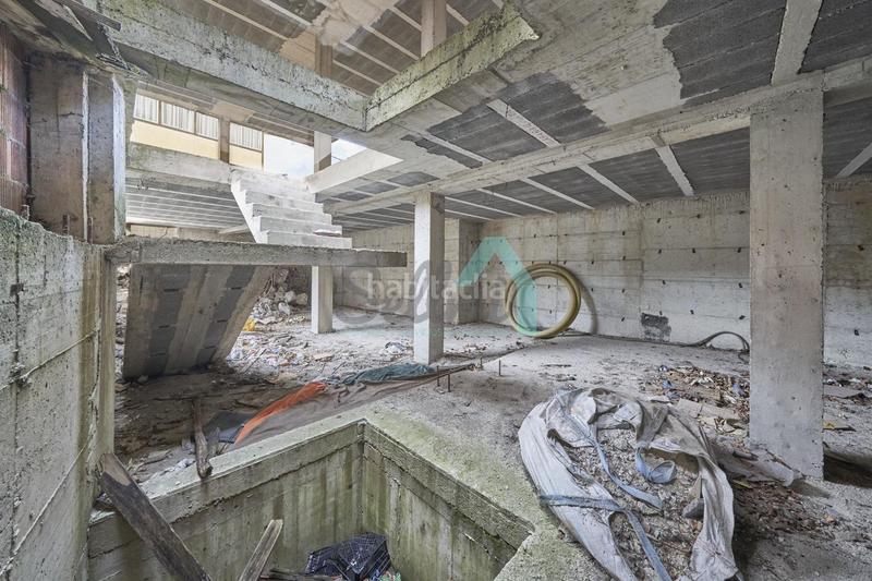 Foto 6819b66c-9e05-4d0a-9ba7-0a0fd9f4d195. Edifici a Aller