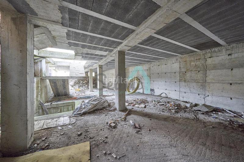 Foto 760607d7-2eb3-4e81-839a-85ea83e275ec. Edifici a Aller