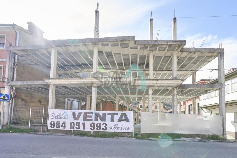 Foto 914b89fc-d0ae-4af2-ba90-622d30ddf4ab. Edifici a Aller