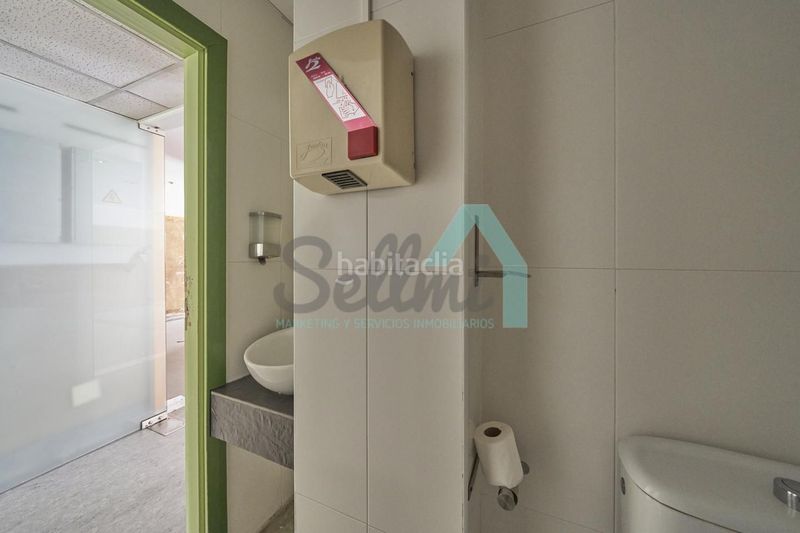 Foto 04a037a1-3828-441d-bafc-fef82d213c23. Local comercial a Ceares Gijón