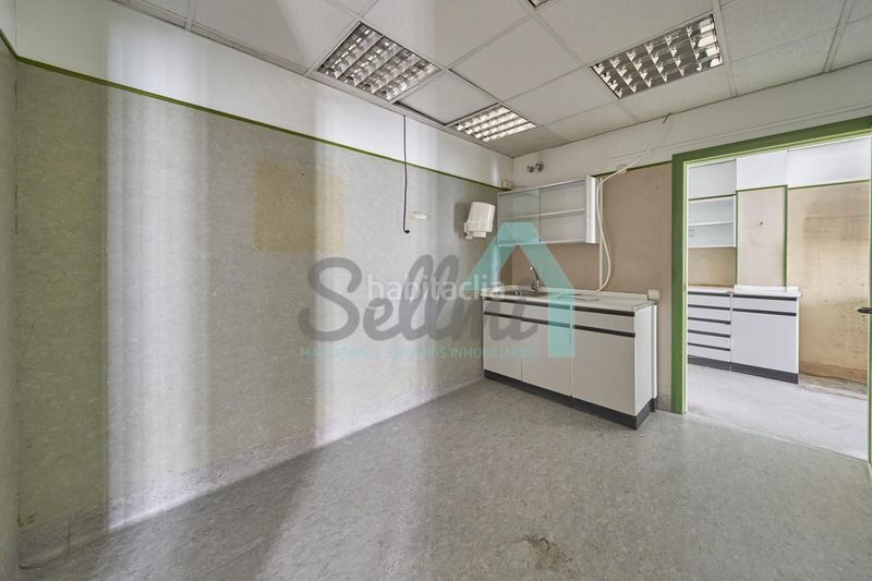 Foto 8fd57291-d5e1-4268-b3ae-4ecf208fef5d. Local comercial a Ceares Gijón
