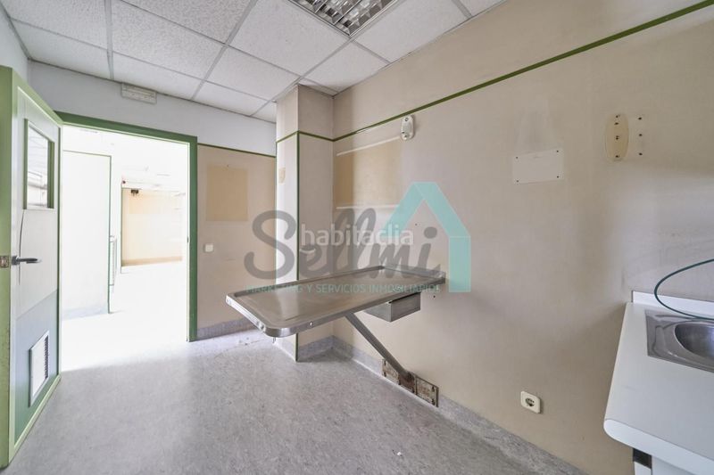 Foto afb313ad-ffcf-448f-ae5d-187e3787c536. Local comercial a Ceares Gijón