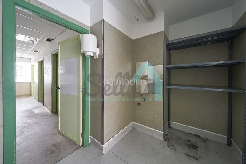 Foto d125278b-5bee-4a97-b77c-ba5d94539dca. Local comercial a Ceares Gijón