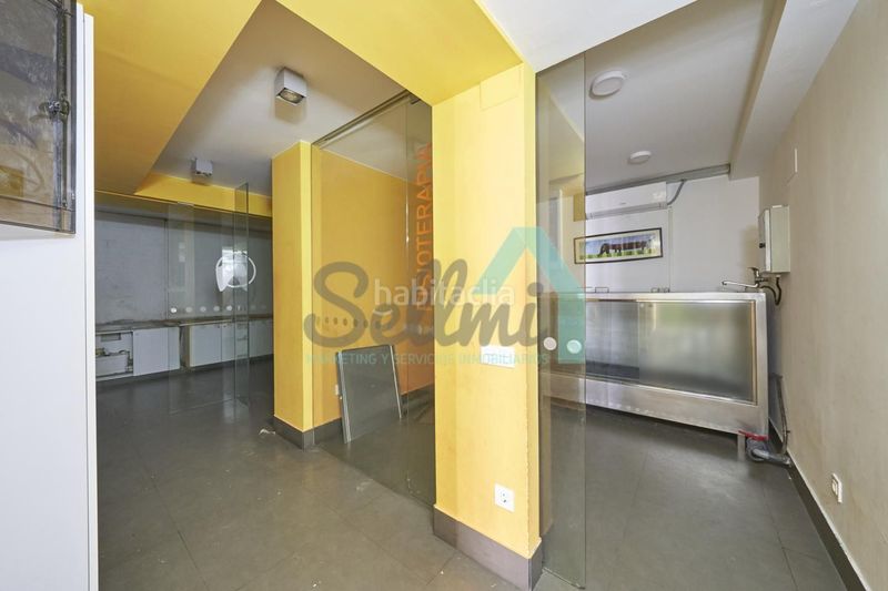 Foto d5b06355-0251-4ba9-b323-d92e728edcee. Local comercial a Ceares Gijón