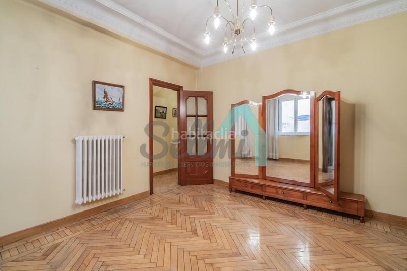 Foto ac2b8936-bdad-4975-90da-08e009e1c327. Appartamento con riscaldamento parcheggio in Parque San Francisco - Uría Oviedo