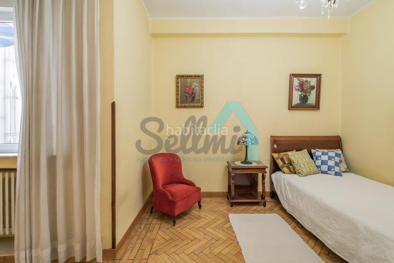 Foto b3e8d67e-2183-4a6e-b16f-f97742b0f24f. Appartamento con riscaldamento parcheggio in Parque San Francisco - Uría Oviedo