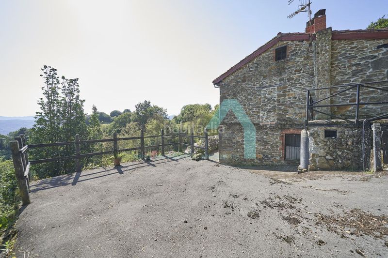 Foto 4c1b19e6-abb7-40c3-9608-e43fd2333b2c. Casa a Sama Langreo