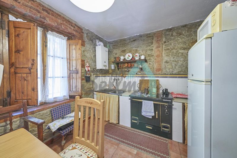 Foto 85b3f81d-09e2-466f-9e37-b5b2d446ba71. Casa a Sama Langreo