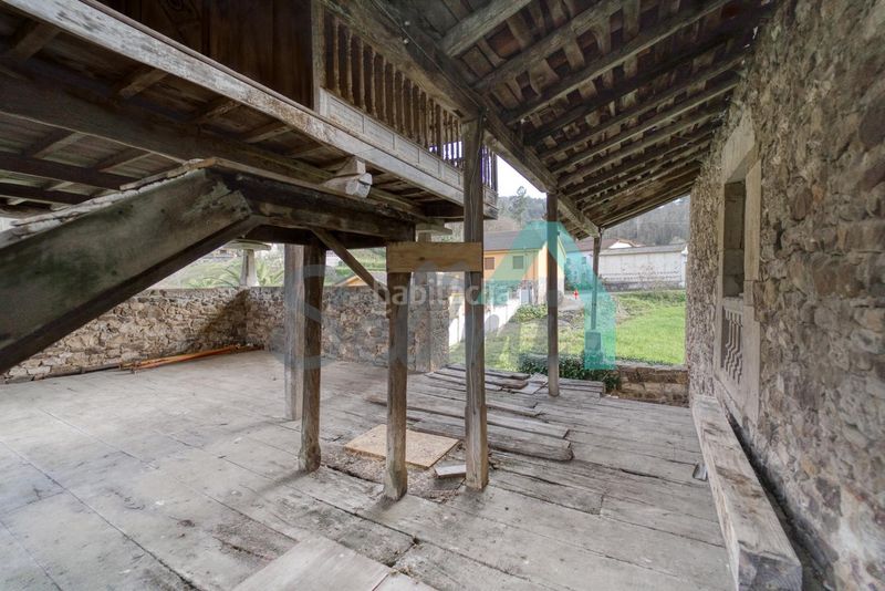 Foto 0ec2a9d0-7053-47fb-ad11-196512a3eaae. Casa en Salas