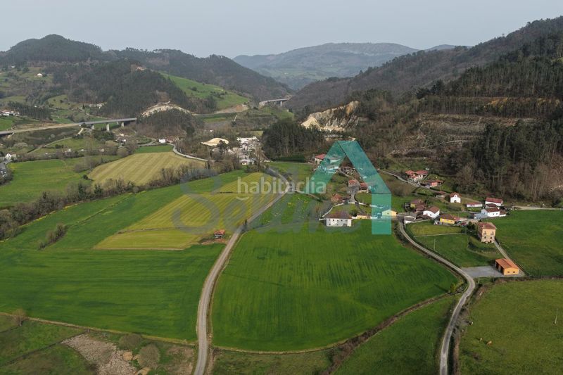 Foto 10a84e9f-ac8c-4231-8b03-025e7b5f5a3d. Casa en Salas