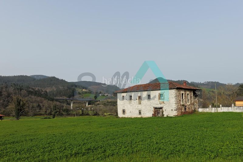 Foto 43057b93-7ea1-4330-ab20-7ad2eb91ec66. Casa en Salas