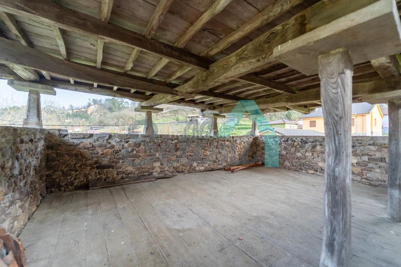 Foto 4b19b6c7-d72f-455c-b3b1-95ddf1cd6d9e. Casa en Salas