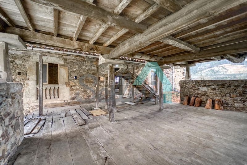 Foto 6ff05f02-7f23-47b0-8040-e49264276945. Casa en Salas