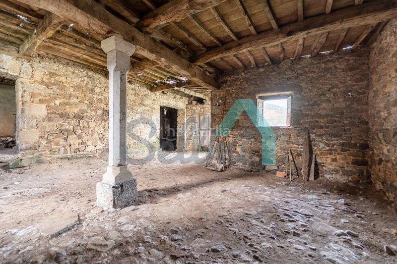 Foto 75b51030-ae73-4f39-981a-6b1c22051b5d. Casa en Salas