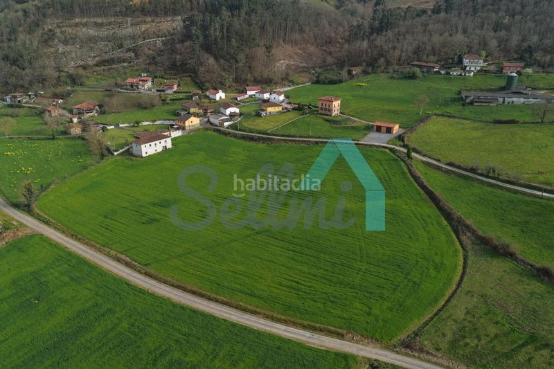 Foto 7769f123-addf-448b-b2bf-159ceeaddee9. Casa en Salas