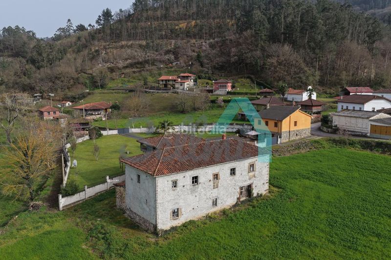 Foto 853096ab-e40f-4c7d-b83e-0619fc64eb9d. Casa en Salas