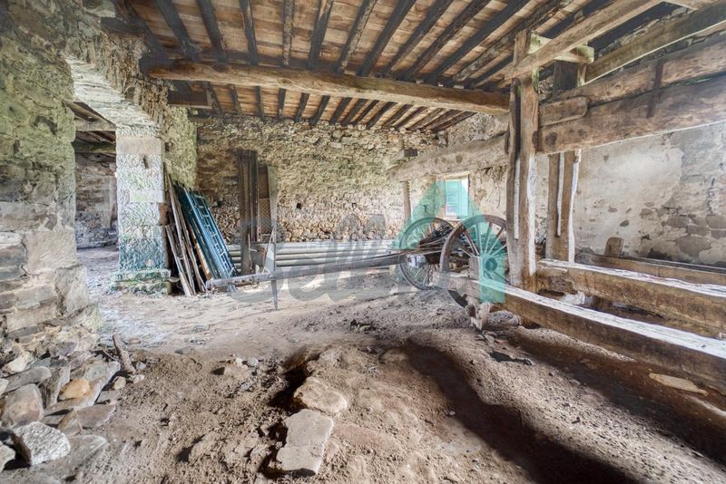 Foto 8968b2b4-7c34-42bf-b57b-0ceb19a57126. Casa en Salas