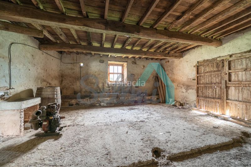 Foto a16adf1a-0b0b-4f23-98e9-bbb1215ed975. Casa en Salas