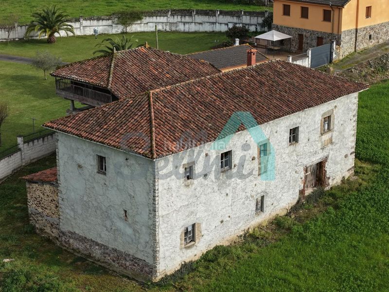 Foto d0a26333-d7bf-44ed-b1a0-0268ac8d59dc. Casa en Salas