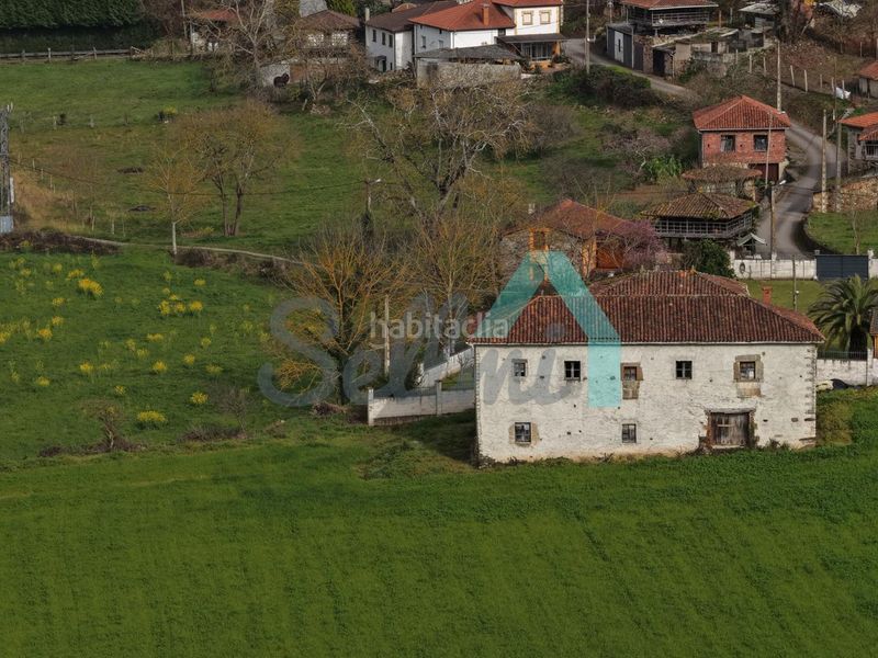 Foto fd1ec83f-4bd5-4516-91c6-84487f84cbc4. Casa en Salas