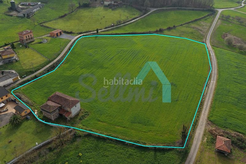 Foto 70abb4d7-200a-48ad-99cf-6b3d8b920070. Casa a Salas