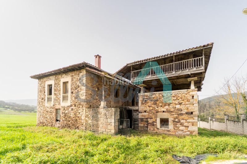Foto bd6266da-19aa-4aaa-891d-39c2eb96c27d. Casa a Salas