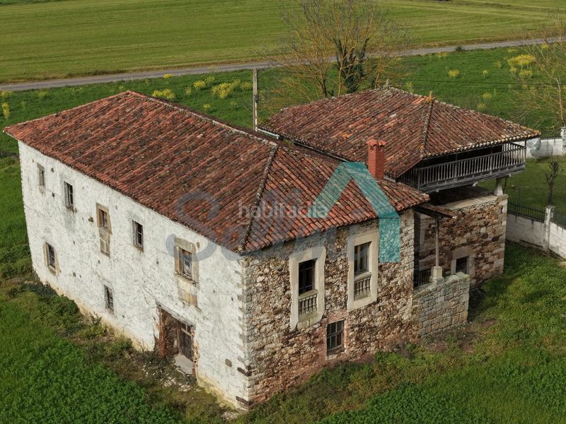 Foto d5adb8d1-5c73-4214-a788-555ad87a0104. Casa a Salas