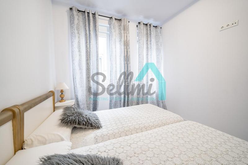 Foto 6aabc3c5-37e4-4233-b8c7-83eb1b3bb82f. Rent flat with heating in Centro Gijón