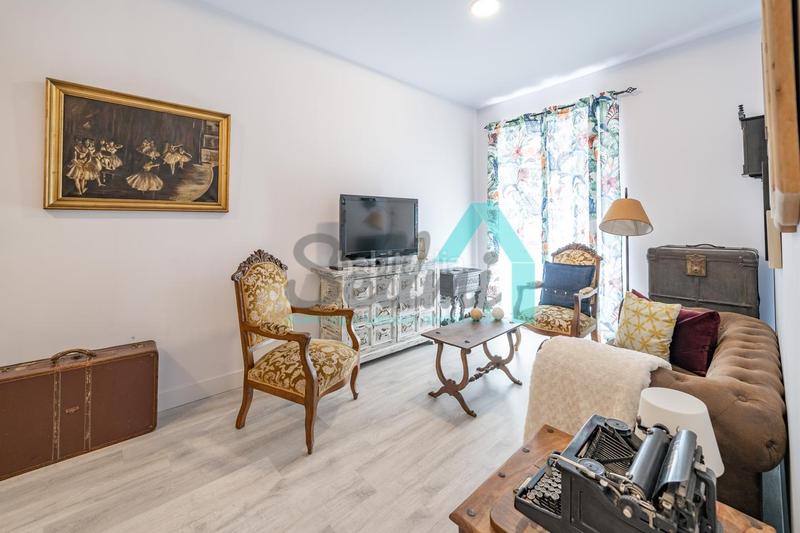 Foto ba477b70-1d16-4ba2-ab4e-128f49818515. Rent flat with heating in Centro Gijón