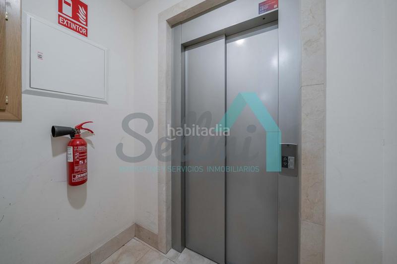 Foto 48faac91-b5d5-48f7-8809-e68c245cf505. Alquiler estudio en Santo Domingo - El Campillín Oviedo