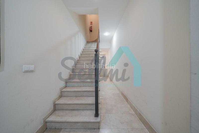 Foto 4c851bae-9085-45ab-8a25-3a52691c271a. Alquiler estudio en Santo Domingo - El Campillín Oviedo